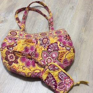 Vera Bradley purse with wristlet